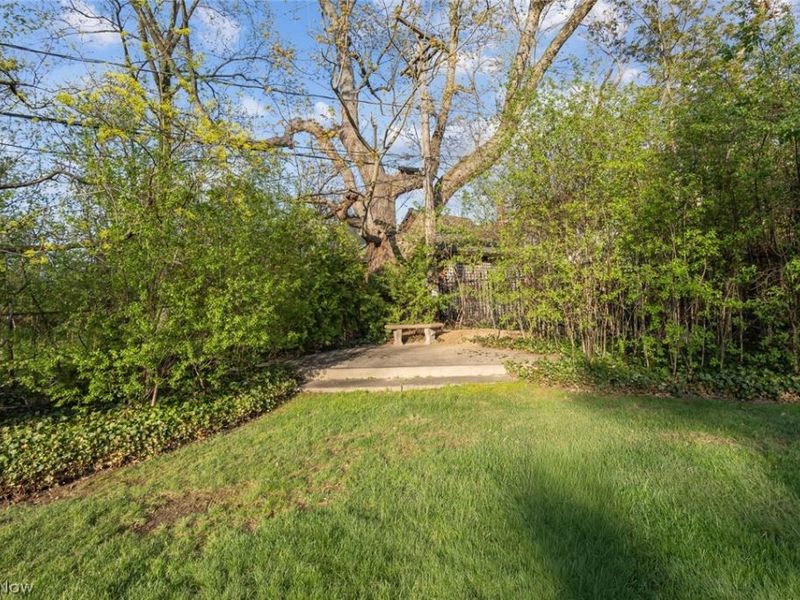 2557 North Park Boulevard , Cleveland Heights, OH 44106 Photo 46