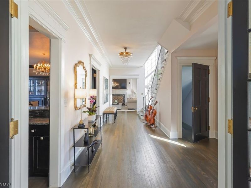 2557 North Park Boulevard , Cleveland Heights, OH 44106 Photo 5