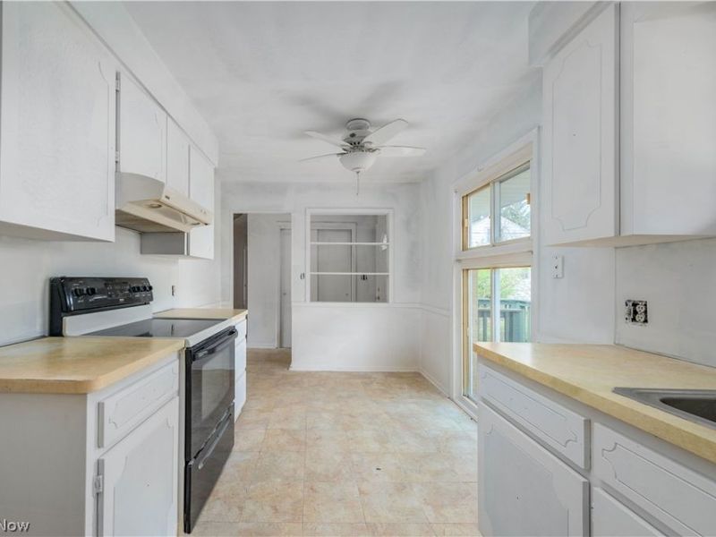 8804 Shandle Boulevard, Mentor, OH 44060 Photo 10