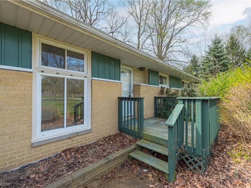 8804 Shandle Boulevard, Mentor, OH 44060 Photo 2