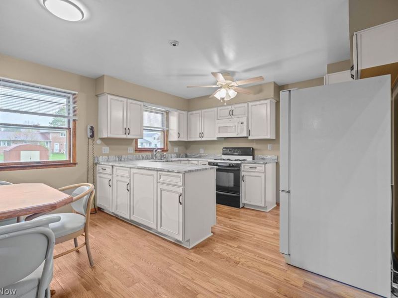 595 Jefferson Drive, Highland Heights, OH 44143 Photo 11