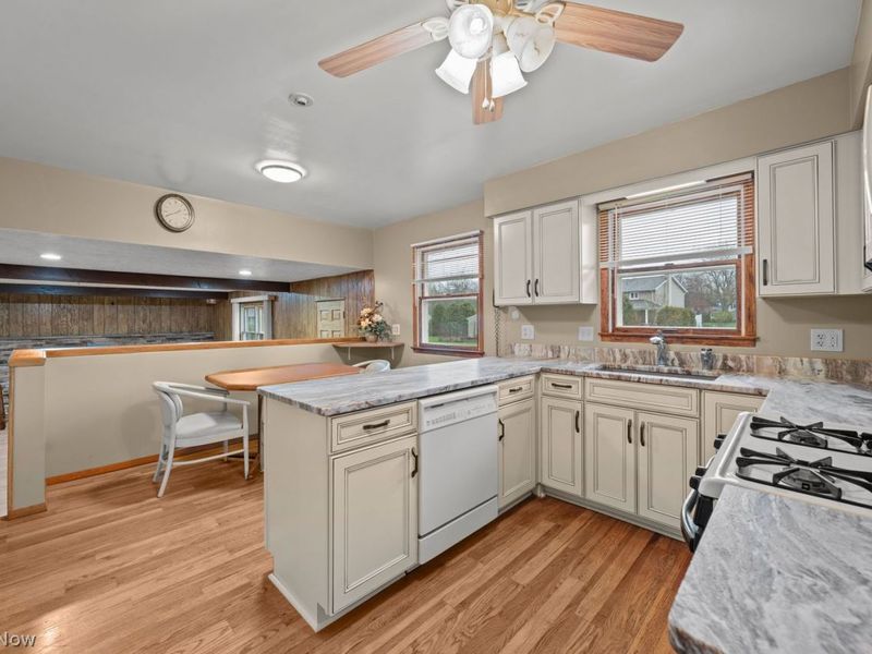 595 Jefferson Drive, Highland Heights, OH 44143 Photo 14