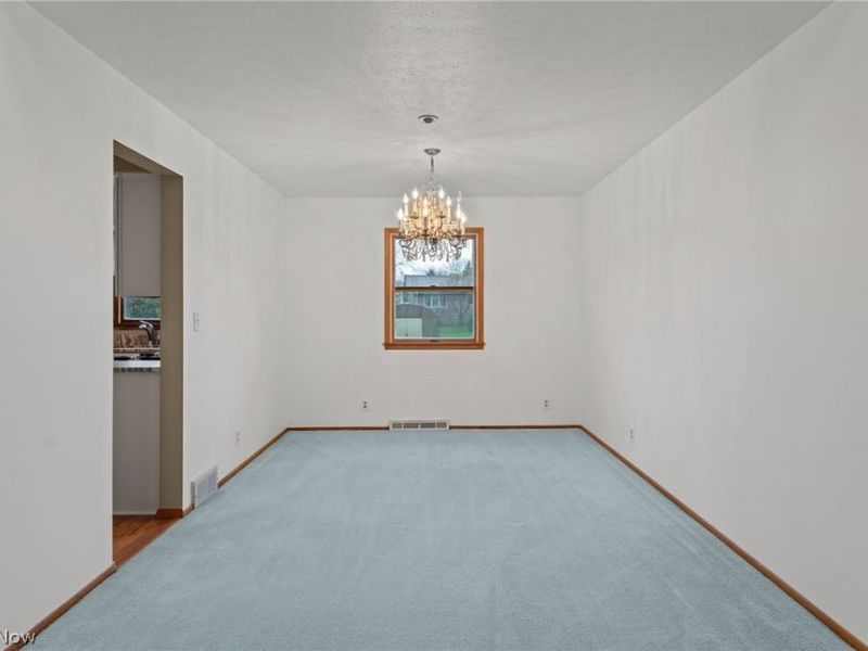 595 Jefferson Drive, Highland Heights, OH 44143 Photo 9