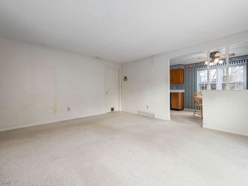 17954 Drake Road, Strongsville, OH 44136 Photo 16