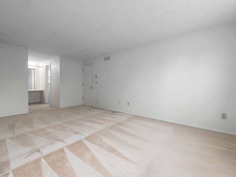 17954 Drake Road, Strongsville, OH 44136 Photo 21