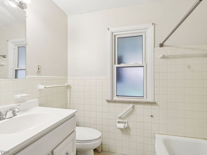 257 Beeler Drive, Berea, OH 44017 Photo 14