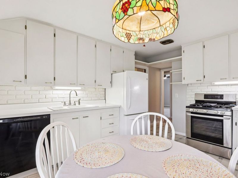 257 Beeler Drive, Berea, OH 44017 Photo 6