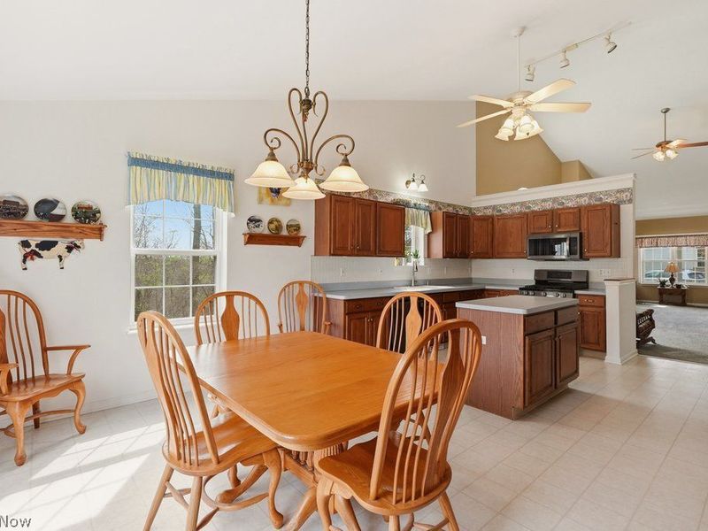 691 Jaystone Place, Macedonia, OH 44056 Photo 11