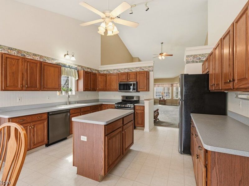 691 Jaystone Place, Macedonia, OH 44056 Photo 6