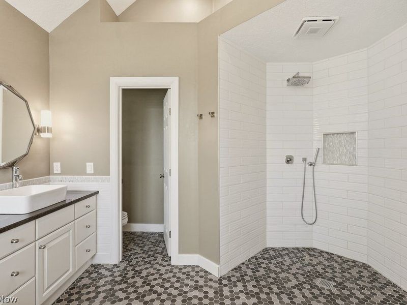 8590 Park Ridge Lane, Macedonia, OH 44056 Photo 12