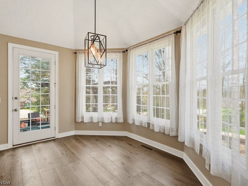 8590 Park Ridge Lane, Macedonia, OH 44056 Photo 23