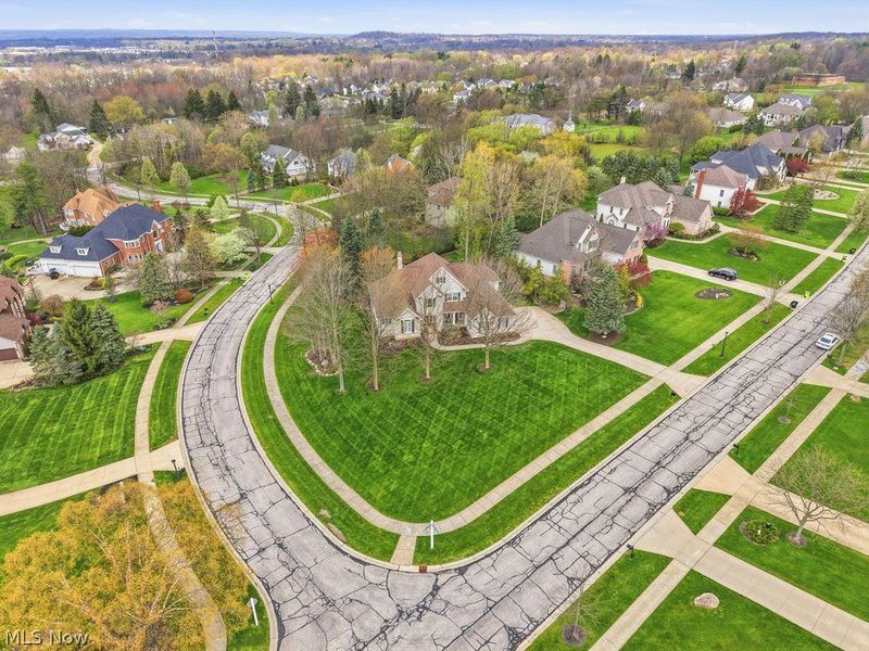 8590 Park Ridge Lane, Macedonia, OH 44056 Photo 4