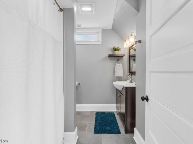 1486 Woodward Avenue, Lakewood, OH 44107 Photo 19