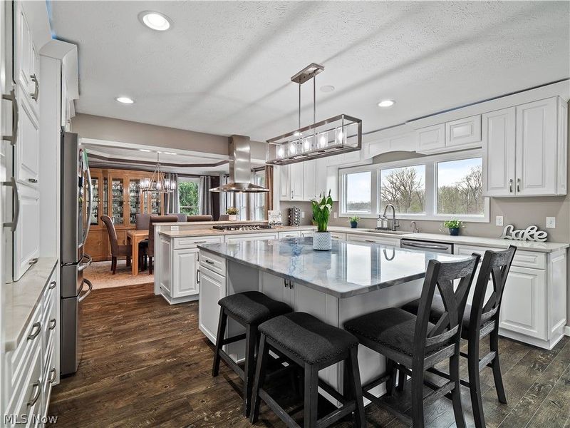 900 Rock Creek Drive, Aurora, OH 44202 Photo 16