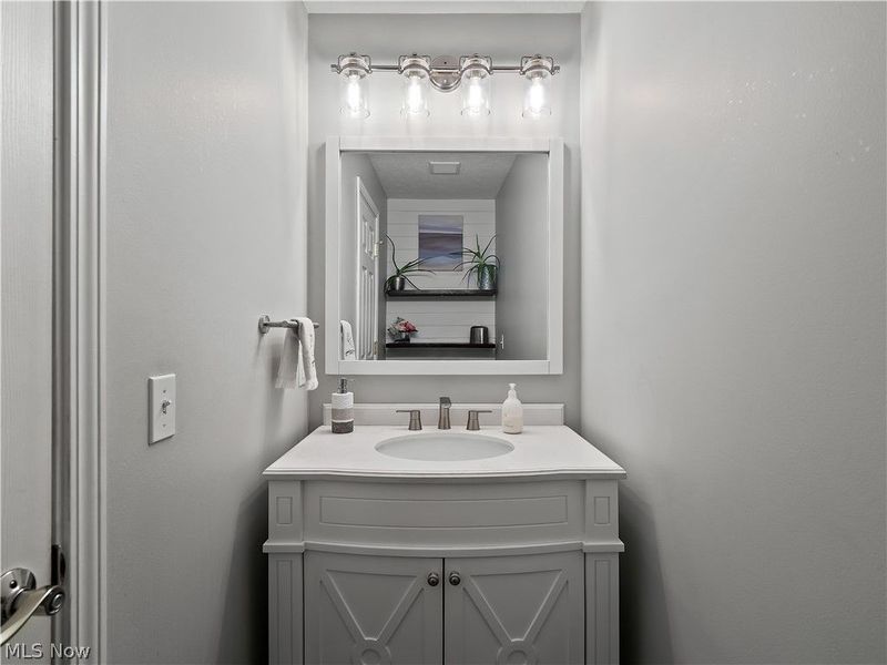 900 Rock Creek Drive, Aurora, OH 44202 Photo 22