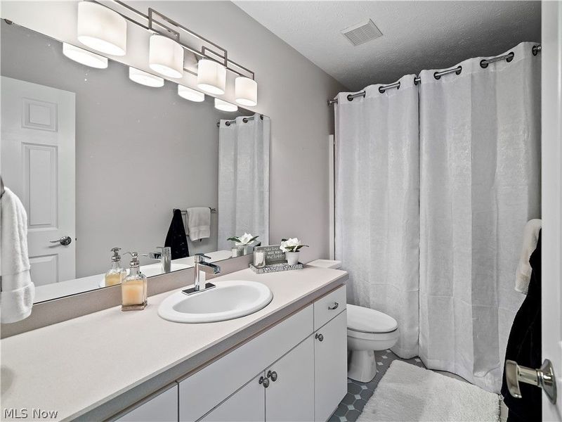 900 Rock Creek Drive, Aurora, OH 44202 Photo 30