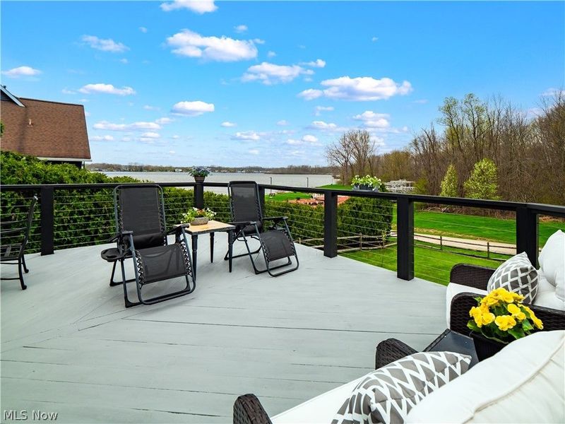 900 Rock Creek Drive, Aurora, OH 44202 Photo 4