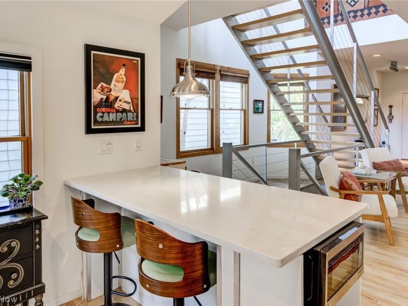 1012 Fairfield Avenue, Cleveland, OH 44113 Photo 17