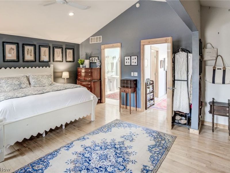 1012 Fairfield Avenue, Cleveland, OH 44113 Photo 22