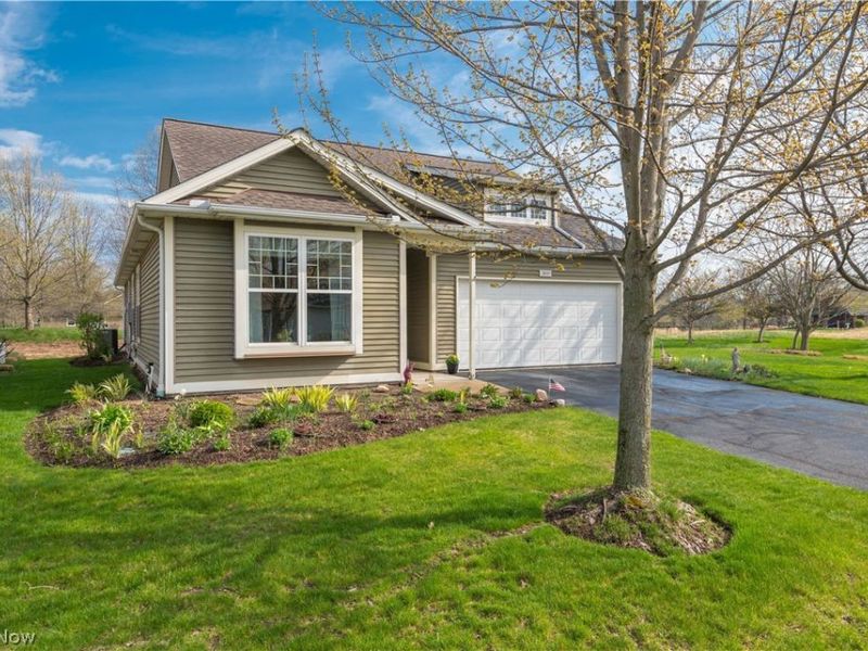 2100 Hathaway Court, Avon, OH 44011 Photo 4