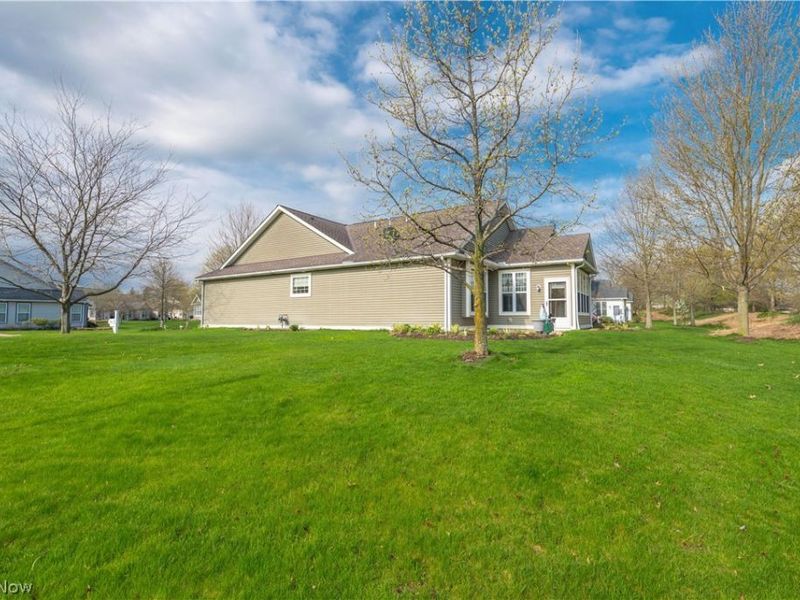 2100 Hathaway Court, Avon, OH 44011 Photo 6