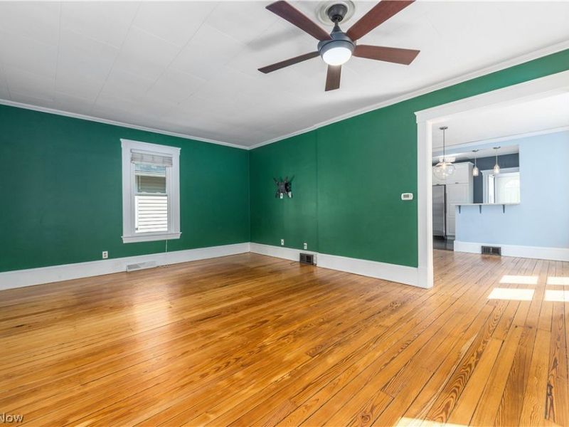 1355 Kenilworth Avenue, Lakewood, OH 44107 Photo 10