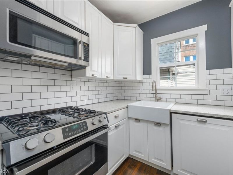 1355 Kenilworth Avenue, Lakewood, OH 44107 Photo 18