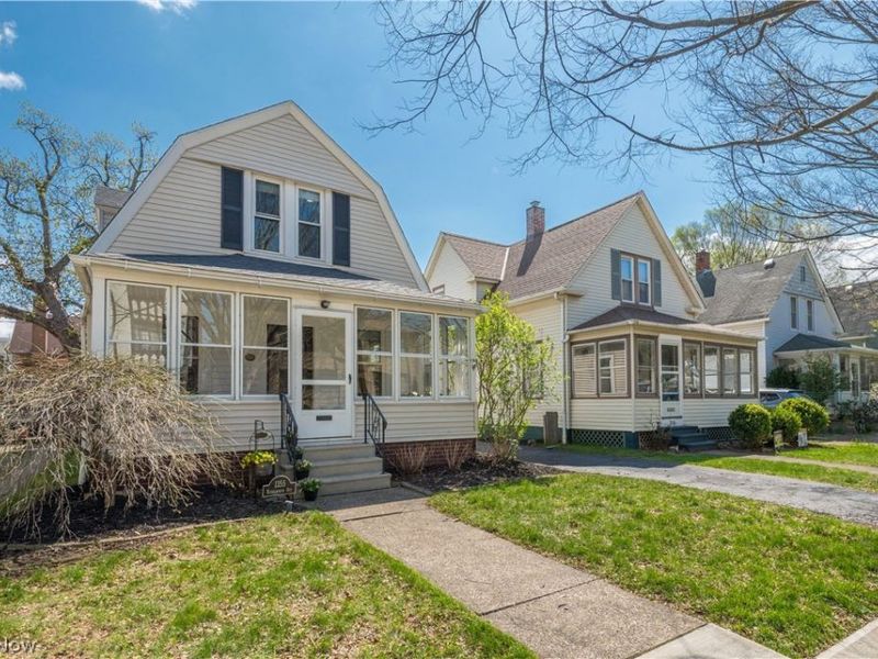 1355 Kenilworth Avenue, Lakewood, OH 44107 Photo 2