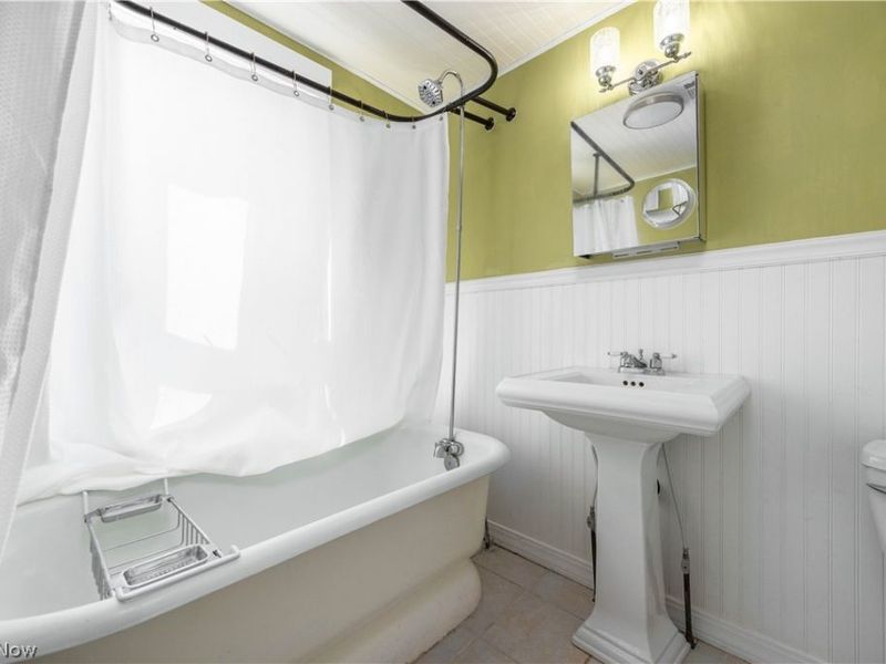 1355 Kenilworth Avenue, Lakewood, OH 44107 Photo 30