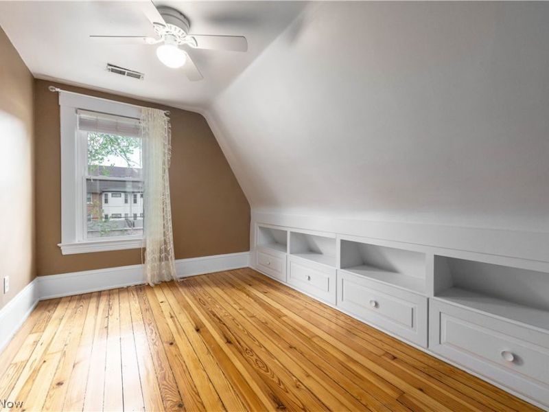 1355 Kenilworth Avenue, Lakewood, OH 44107 Photo 31