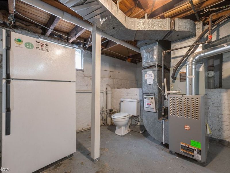 1355 Kenilworth Avenue, Lakewood, OH 44107 Photo 37