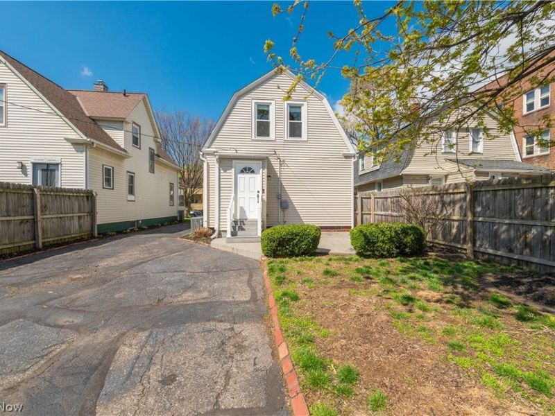 1355 Kenilworth Avenue, Lakewood, OH 44107 Photo 40