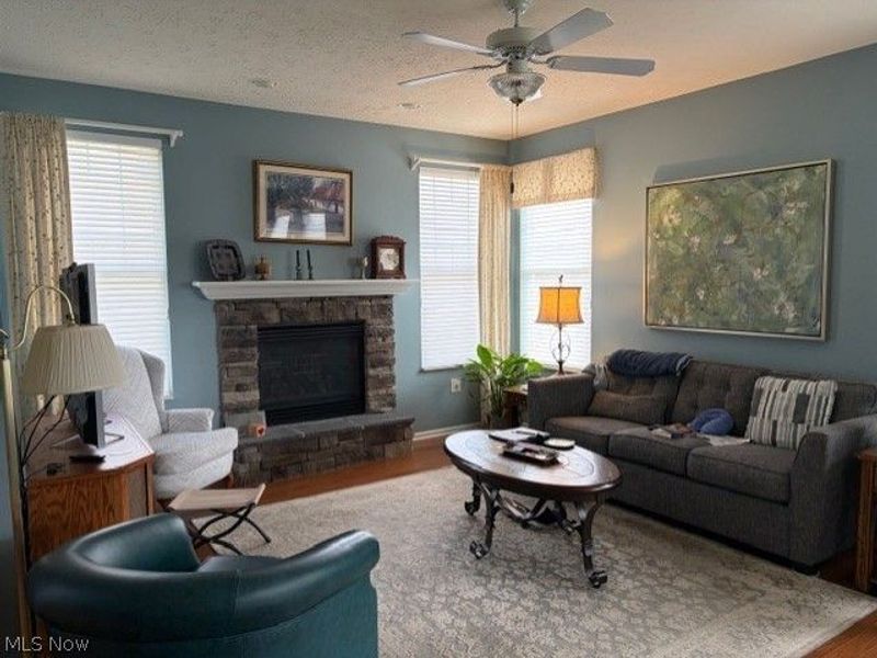 2438 Halifax Court, Avon, OH 44011 Photo 4