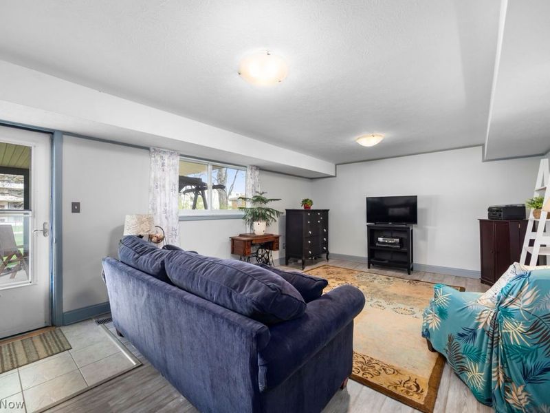 12004 Denver Drive, Parma, OH 44130 Photo 19