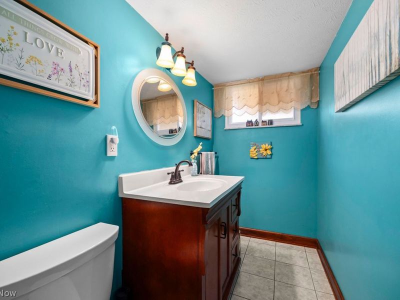 12004 Denver Drive, Parma, OH 44130 Photo 21