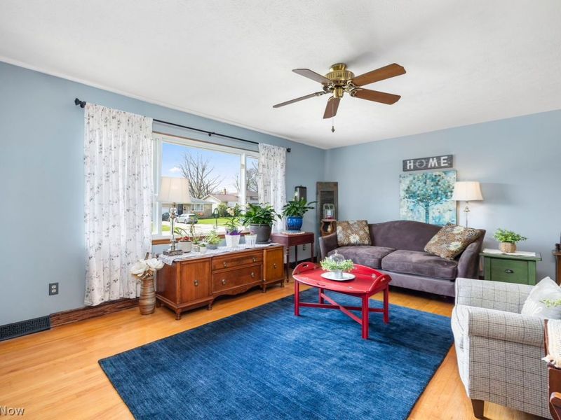 12004 Denver Drive, Parma, OH 44130 Photo 6