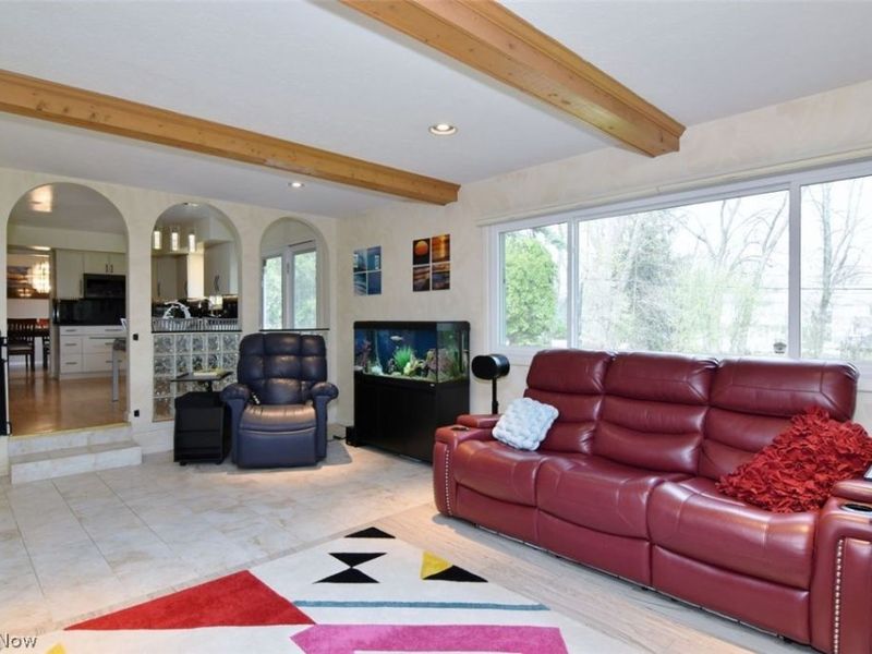 26025 Shaker Boulevard, Beachwood, OH 44122 Photo 10