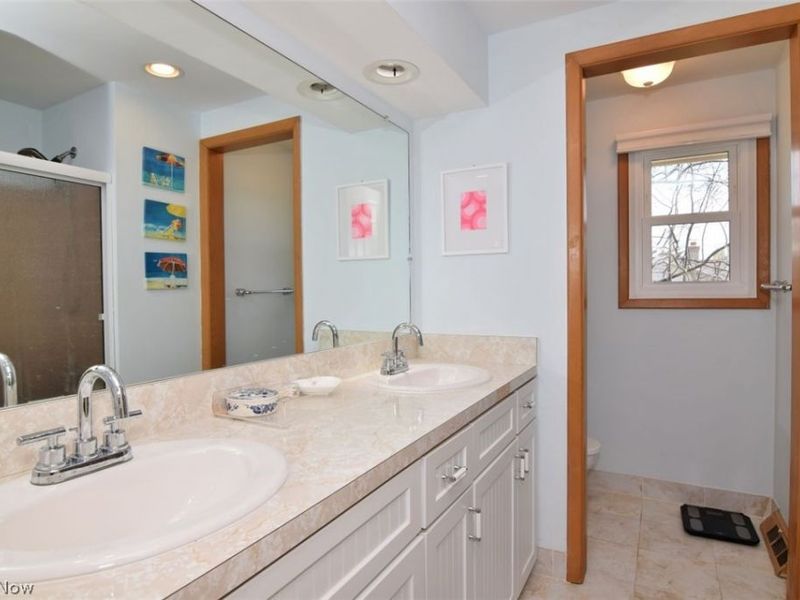 26025 Shaker Boulevard, Beachwood, OH 44122 Photo 17