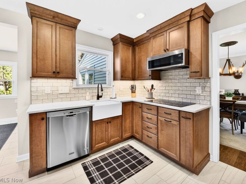 2385 Ridgewood Road, Akron, OH 44313 Photo 12