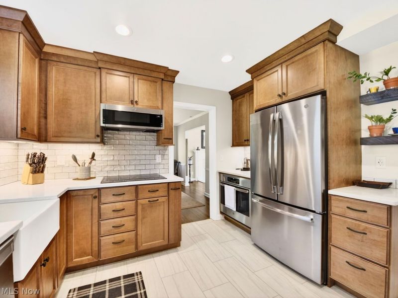 2385 Ridgewood Road, Akron, OH 44313 Photo 13