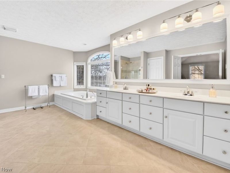 4530 Swan Lake Drive, Copley, OH 44321 Photo 26