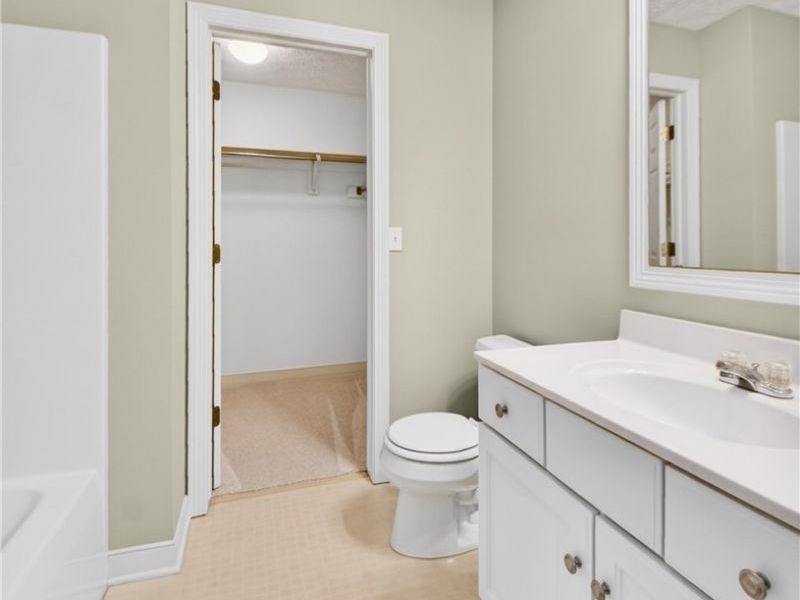 4530 Swan Lake Drive, Copley, OH 44321 Photo 34