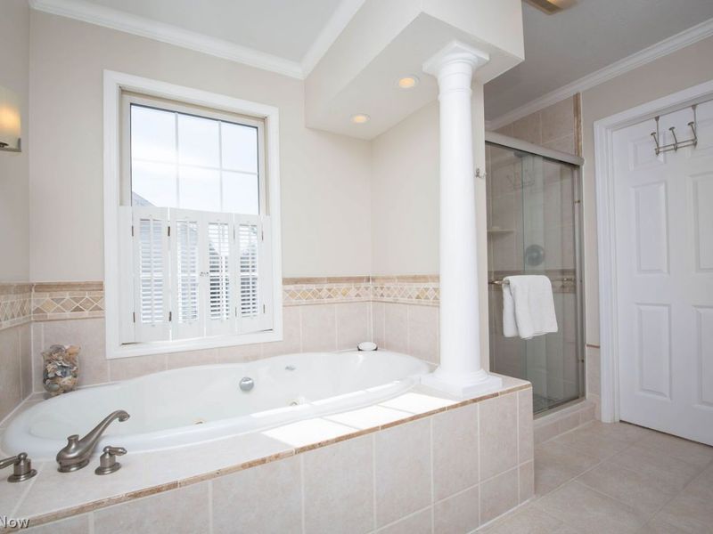 715 Lake Trail, Aurora, OH 44202 Photo 32