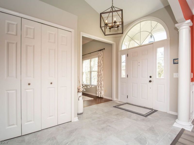 715 Lake Trail, Aurora, OH 44202 Photo 4