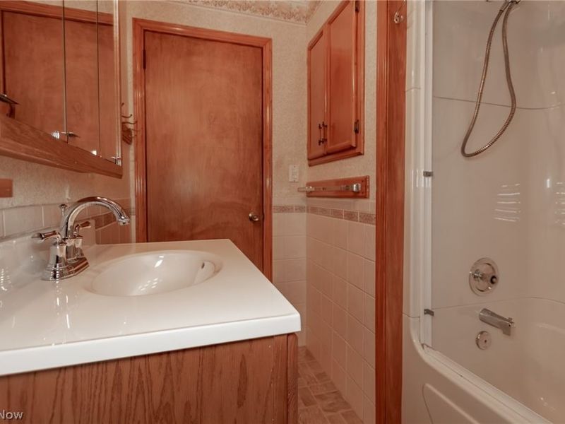 11570 Girdled Road, Concord Township, OH 44077 Photo 20