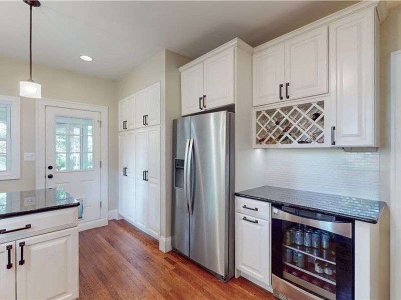 3317 E Monmouth Road, Cleveland Heights, OH 44118 Photo 11