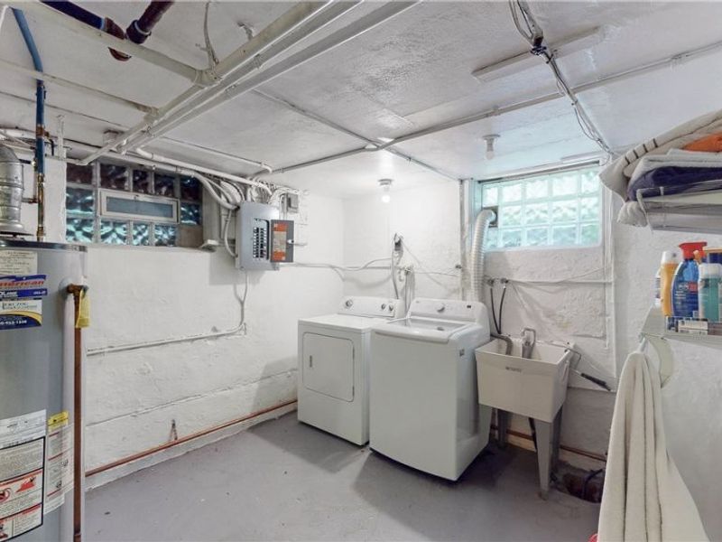 3317 E Monmouth Road, Cleveland Heights, OH 44118 Photo 30