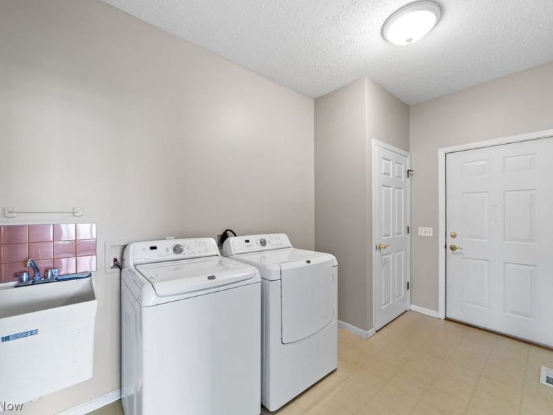 2401 Worthington Place, Avon, OH 44011 Photo 32