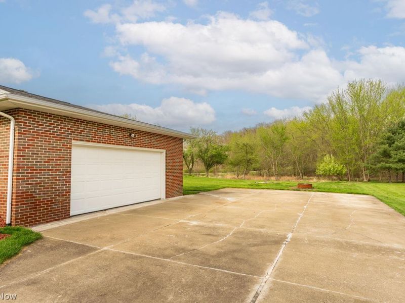 4184 Dartmouth Avenue NW, Massillon, OH 44646 Photo 2