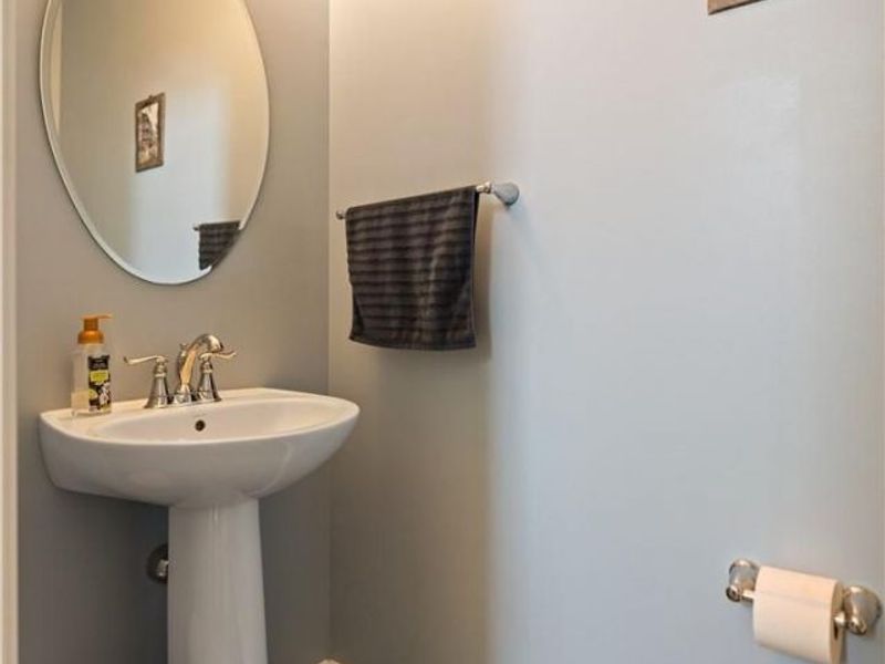 3627 Lake Center Street NW, Uniontown, OH 44685 Photo 12